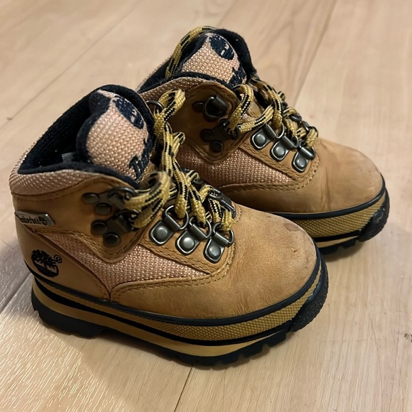 Timberland Authentic Hiker Boys Short-Shaft Boots size 5 - Picture 1 of 9